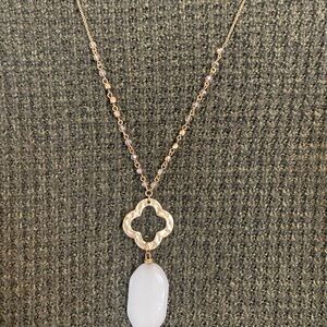 Elegant Gold Clover and White Glass Pendant Necklace